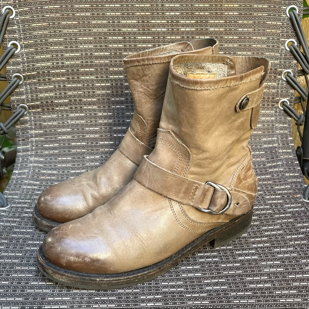 Olukai Nahuku Leather Boots Mid Calf Length Tan Brown Size 7 Women’s Side Zipper
